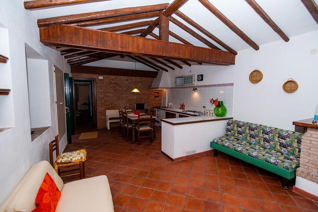 Casa Vacanze Etna Piedimonte Etneo Pokoj fotografie